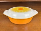 Vintage PYREX Daisy/Sunflower Oval 1 1/2 Qt Ovenware Casserole With Lid #043