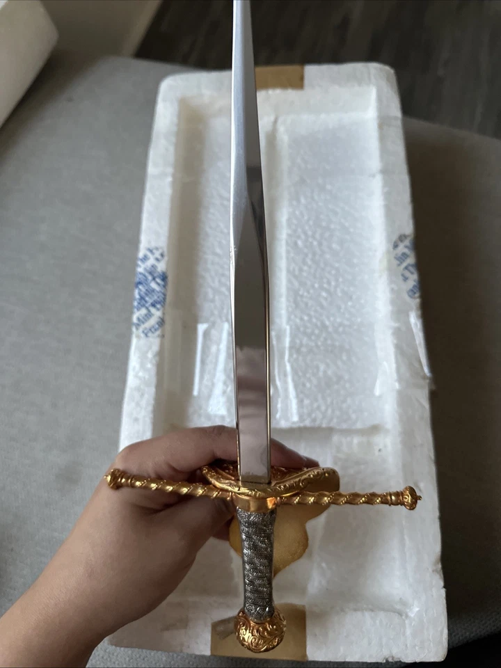 Franklin Mint Blade - Image 2 of 3