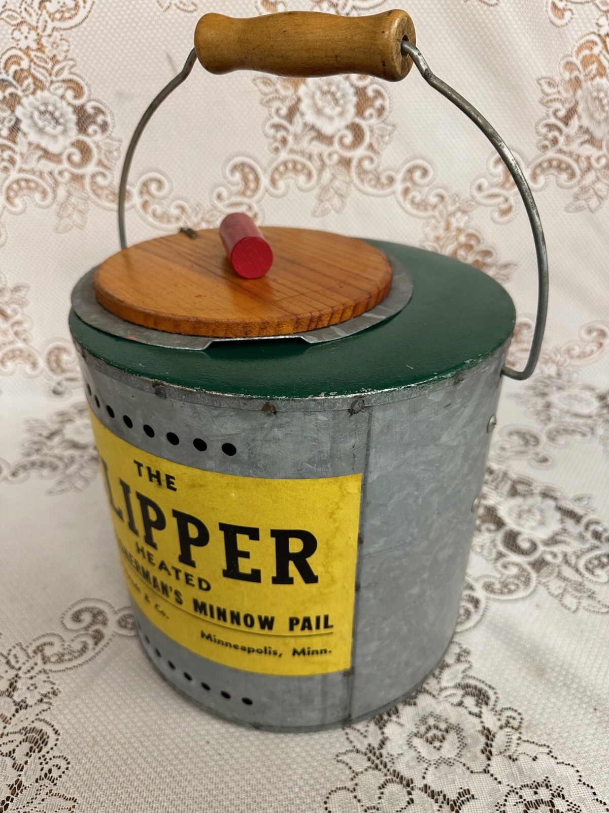 Vintage The Clipper Kerosene Heated Minnow Bucket E.L. Walstedt Co