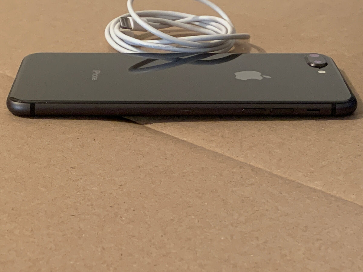 iPhone 8 Plus 海外版　Space Gray 256GB 美品 $_57.JPG?set_id=880000500F