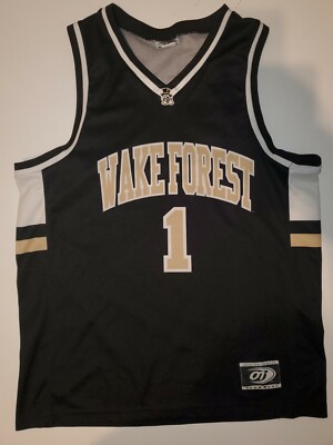 ウェア WAKE FOREST Univ. No.21 DUNCAN The never-before-told tales of Tim Duncan's Wake Forest career