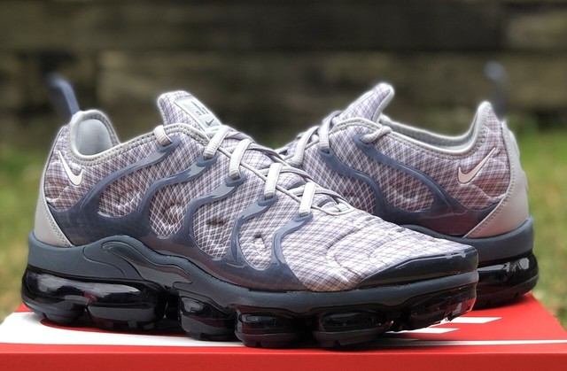 nike vapormax plus ebay