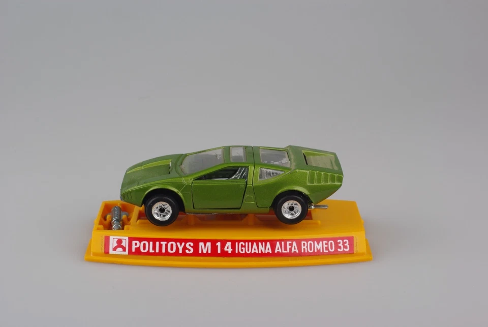 POLITOYS (M14) Alfa Romeo 33 Iguana verde metallizzato - Immagine 4 di 4