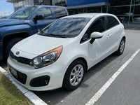 2013 KIA RIO hatchback only 33.000 km Manual transmission