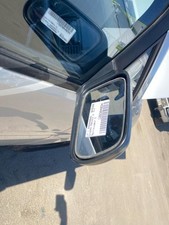 Retroviseur droit (ou coque) Nissan PRAIRIE