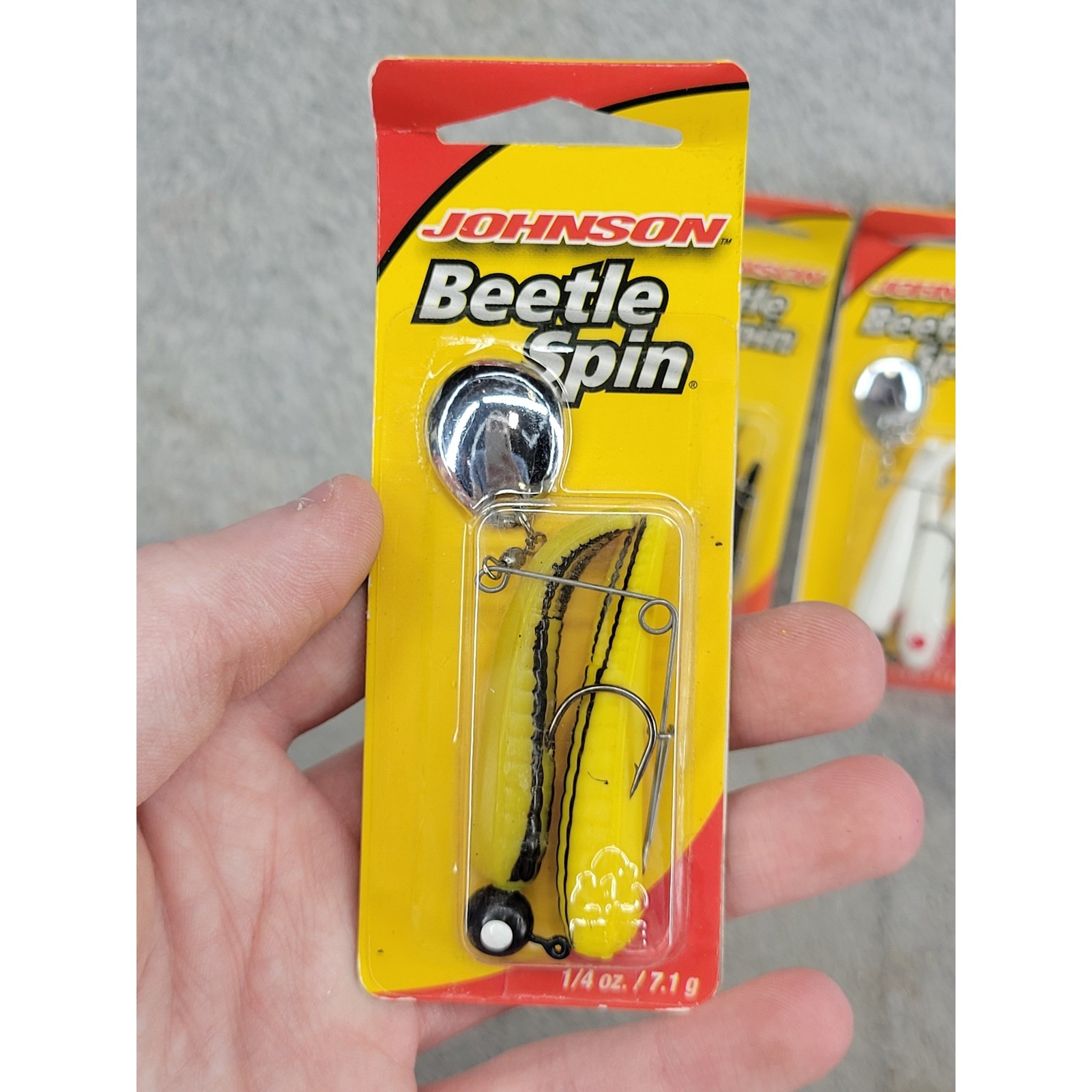 Johnson Beetle Spin Fishing Lures 1/4 oz Spinnerbait 3 Pack Yellow White Black - Image 2
