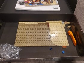 LEGO Ideas: The Big Bang Theory (21302) 99% Complete ~ w/ Box, Manual, MiniFigs