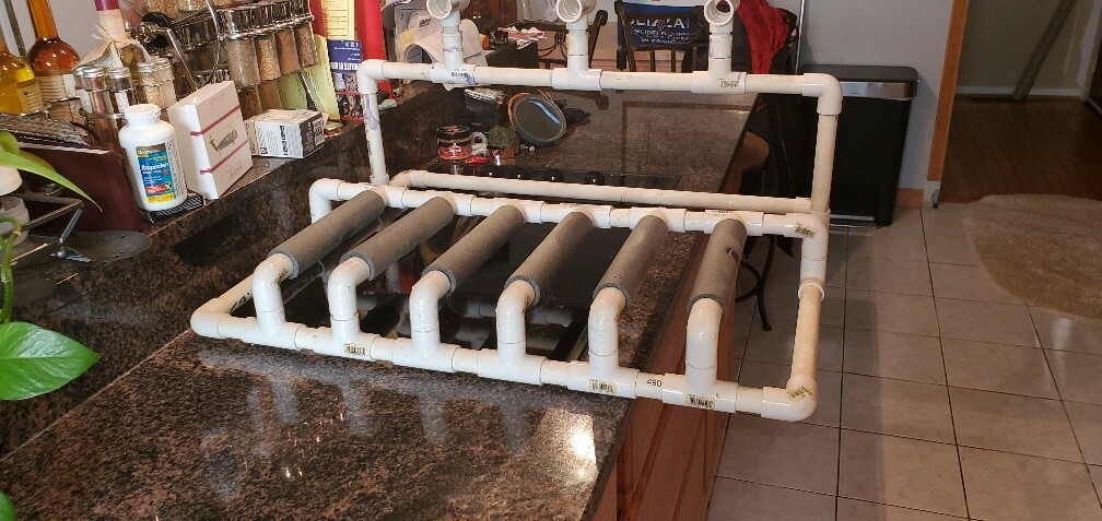 3 PAINT BALL GUN HOLDER COMES APART&nbsp;