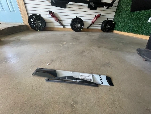 (1) Brazo limpiaparabrisas trasero para Kia Sorento 2011-2015 988152F000 00009ADU11KA Foto 3 de 3