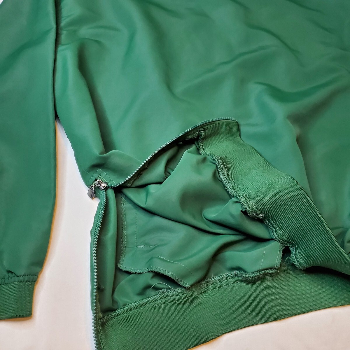 Vintage J2 SPORT Michigan State Pullover Windbreaker MENS Vintage J2 SPORT Michigan State Pullover Windbreaker MENS