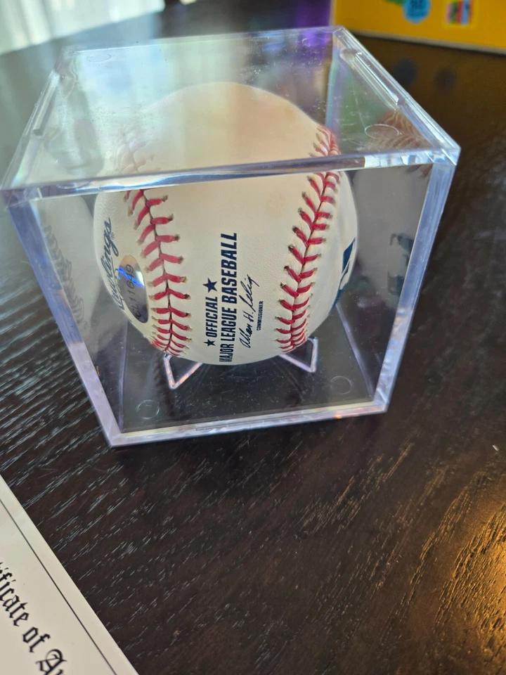 AUTOGRAPHED BASEBALL CARLOS ZAMBRANO CHICAGO CUBS with authentication - Image 3 of 4