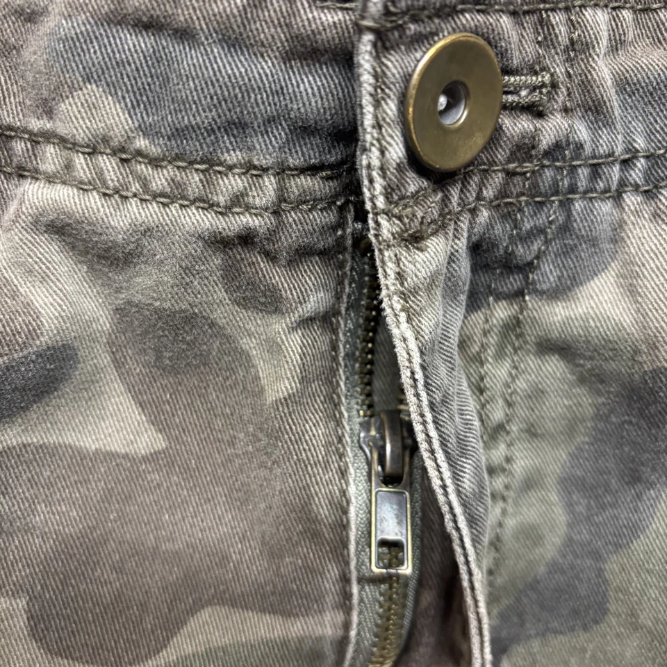 Pantalones Cortos Vintage No Boundaries Para Hombre 38 (Se Adapta a 36) Verde Carga Camuflaje Patinador Y2K Foto 2 de 4