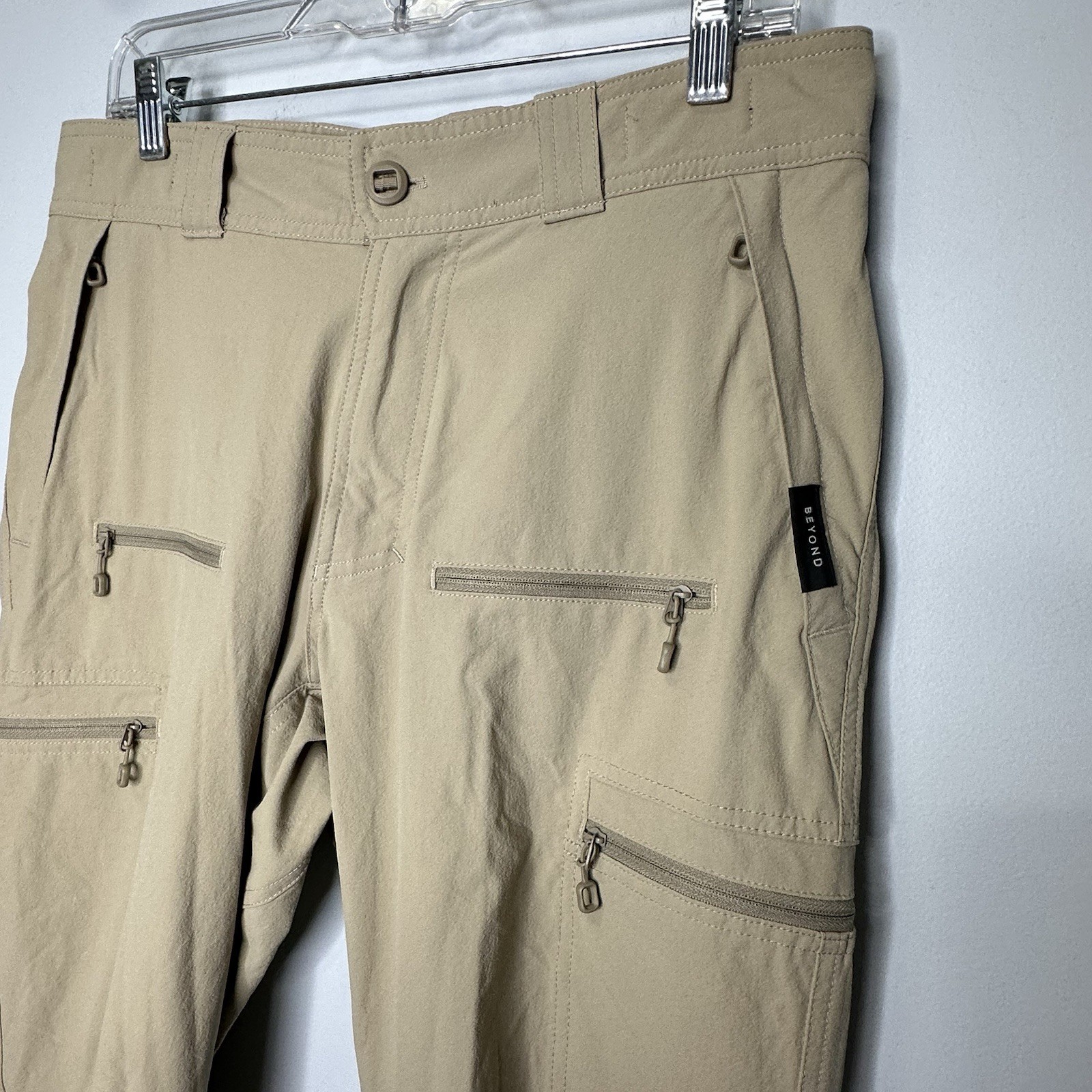 Beyond Clothing Systems Men’s Beige Velox Softshell Pants Size 32 Short