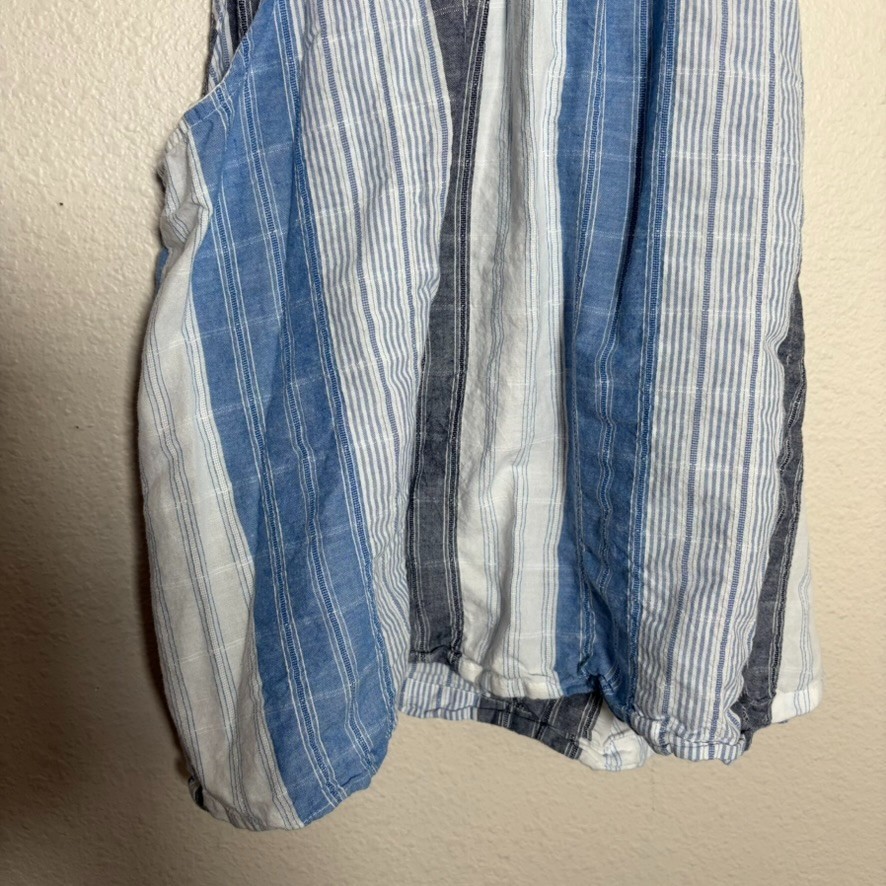 Universal Thread Blouse Women's Medium Striped Ru… - image 3