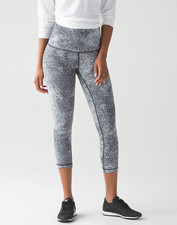 LULULEMON GRAY WUNDER UNDER CROP HIGH RISE SIZE 6 88