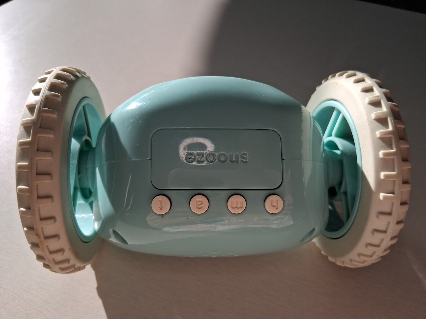 Y Aqua Color Rolling Alarm Clock On Wheels - Needs New Batte