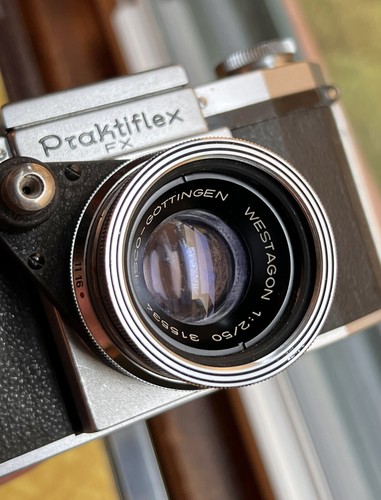 KW Praktiflex FX 35mm Film SLR Camera with Westagon f2 50mm Lens - Picture 5 of 18