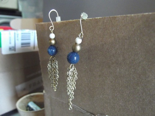 1 Pair Old Dangle Drop Metal Earrings Multi Color Pea Shape 1.5"in - Picture 5 of 7