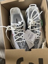 yeezy boost 350 v2 zebra