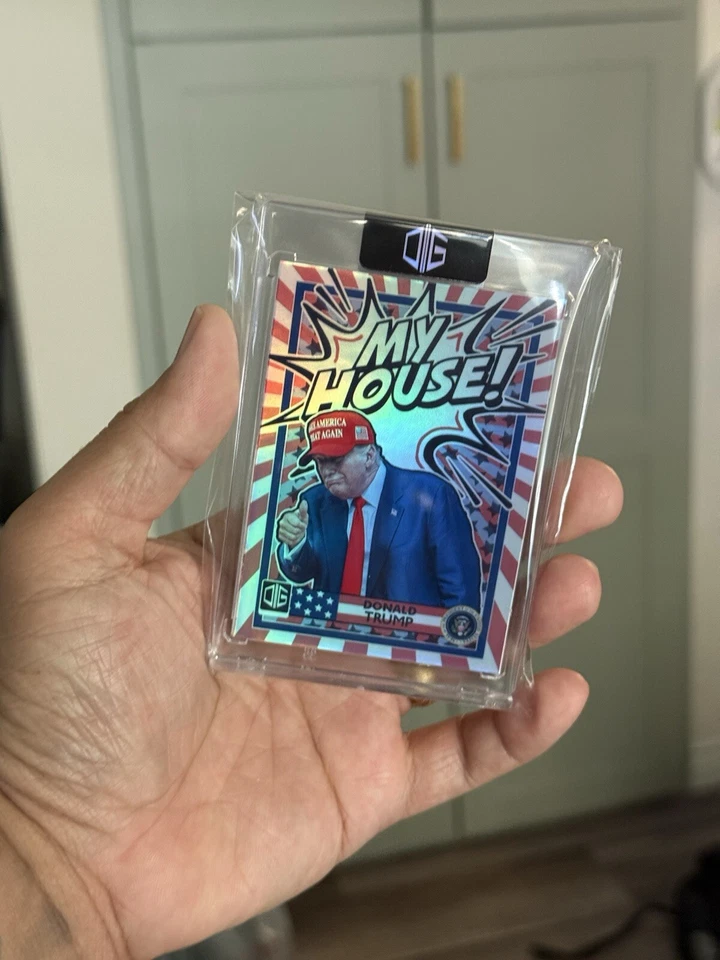 Tarjeta coleccionable DIG Presidencial Donruss Panini Donald Trump 2024 personalizada My House Foto 3 de 4