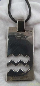 Collier Gucci Verseau créateur bijoux accessoire élégant