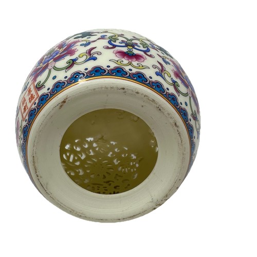 Lucket Egg Vase - Picture 8 of 8