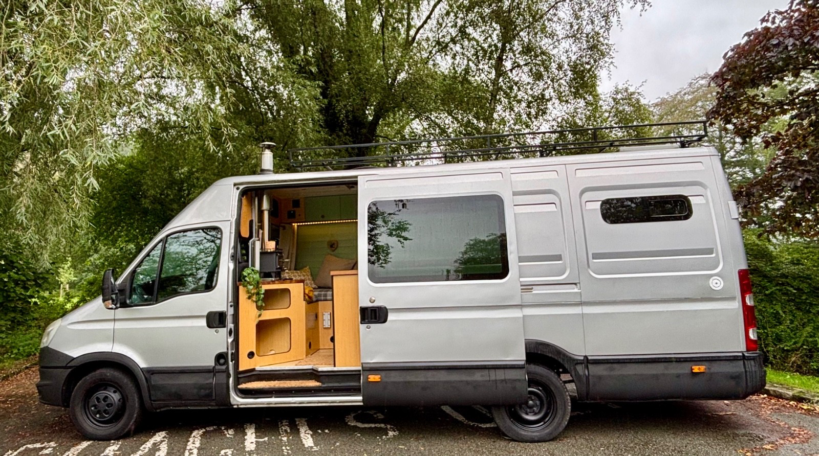 Off Grid Iveco Daily Campervan