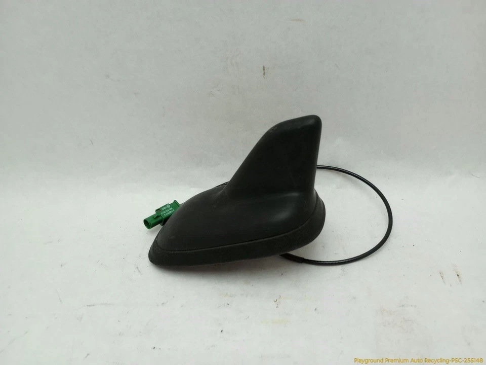 Antena de aleta de tiburón techo Volkswagen VW CC negra para 2009-2017 09 10 11 12 13 14 Foto 3 de 4