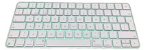 Apple A2450 Magic Keyboard w usb-c to lightining cable green portuguese