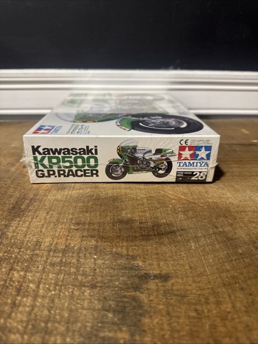 TAMIYA KAWASAKI KR500 1/12 . Item14028 Sealed from Japan - Picture 3 of 6