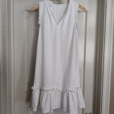 Michael Kors Sleeveless White Stretch Eyelet Lace Ruffle Hem Shift Dress S EUC