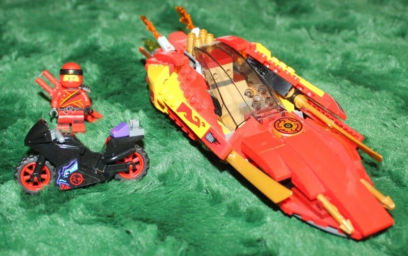 LEGO Ninjago Ninja Go Katana Flame boat with motorcycle minifig