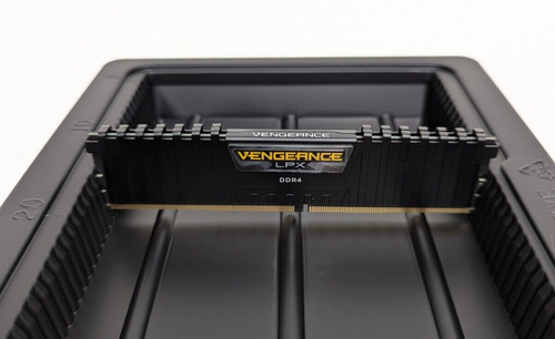 CORSAIR Vengeance LPX 1x8GB DRAM BLACK MEMORY CM4X8GD4000Z18K2-CN - Picture 4 of 7