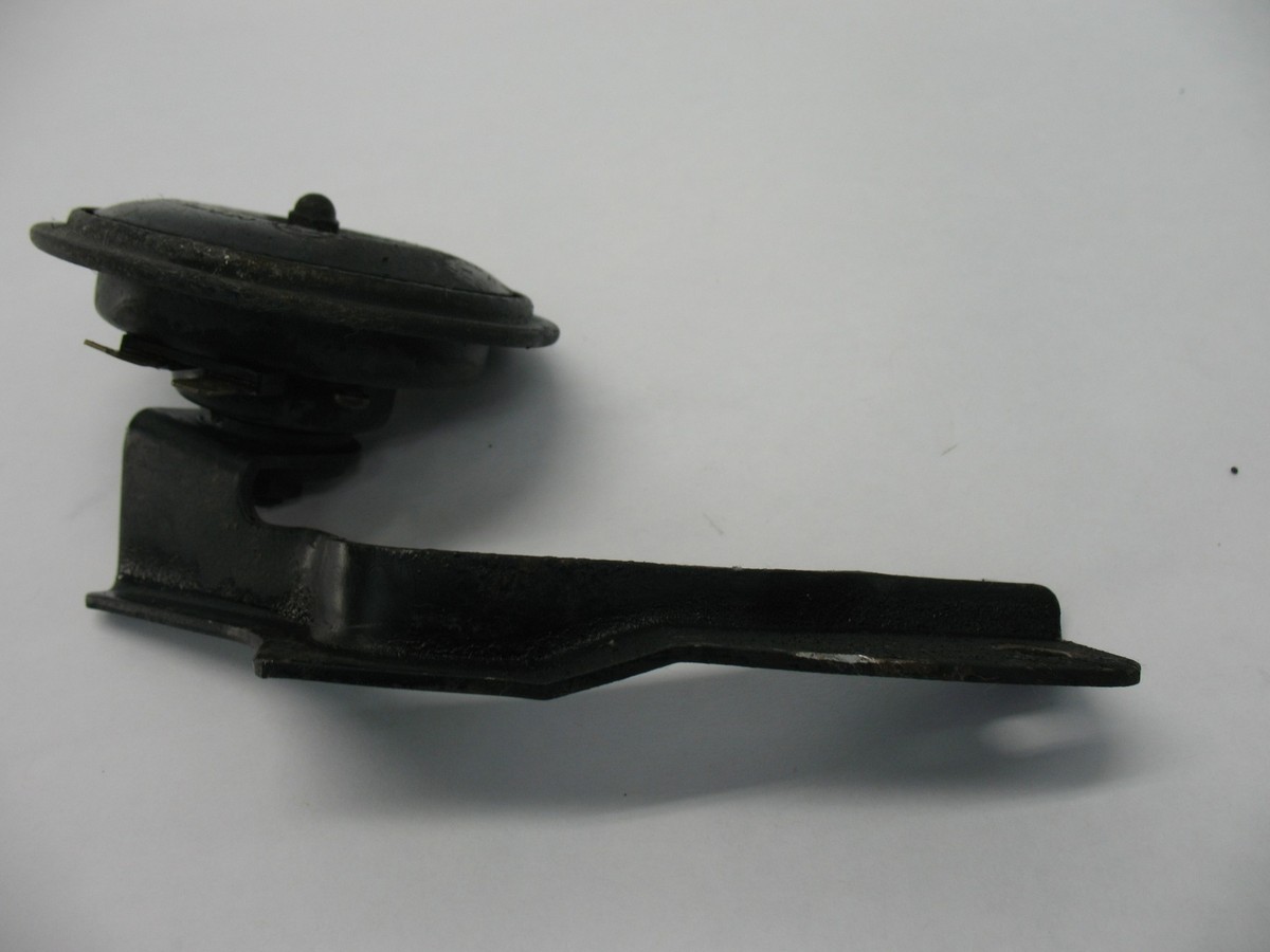 92 KAWASAKI NINJA ZX110C ZX11 LEFT LOW TONE HORN | eBay