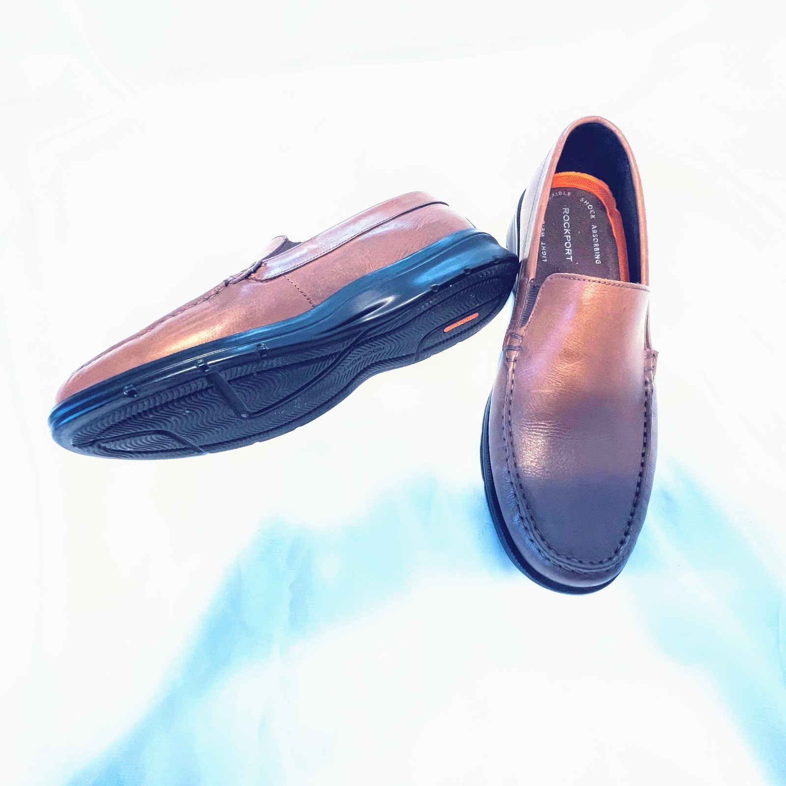 Size 11 Rockport brand mens brown leather loafers