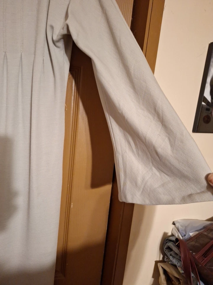 Vestido gris Donald Brooks vintage para mujer 10 mangas acampanadas plisadas con botones en la espalda Foto 3 de 4