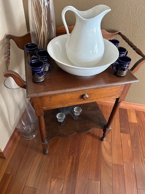 Antique Commode Washstand w/Original Porcelain Pitche &Bowl Excellent Cond. N/R