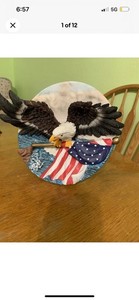 Suanti Galleries Eagle Clutching An American Flag 3D Collector StandUp Plate 8"
