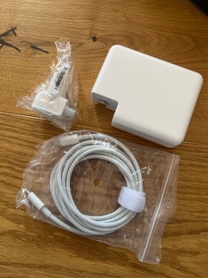 140W Universal USB-C Netzteil Power Adapter - Weiß für Apple
