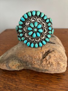 Vintage ZUNI HEAVY TURQUOISE & SILVER CUFF BRACELET "T" MARK BEZEL CRESCENT MOON