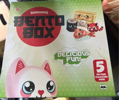 Squeezamals Bento Box 5 Squishy Plush Characters TonKun Ramen Maki Ebi Sushi Cat