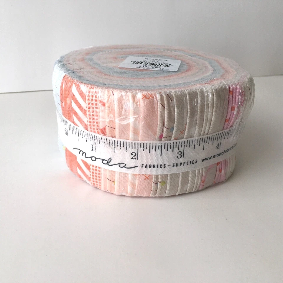 Rollo de gelatina de tela Moda MAKE TIME tiras de tela de edredón 2,5" geométrico abstracto nuevo en paquete Foto 4 de 4