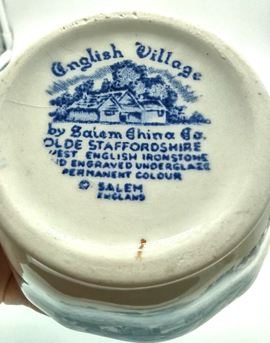 VTG SALEM CHINA ~ "English Village" Pattern Blue & White Ironstone Creamer - Picture 5 of 7