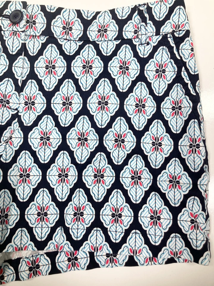 Pantalones Cortos Crown & Ivy Azul Marino Floral Frente Plano Algodón Pantalones Cortos Para Mujer Talla 12 P Foto 2 de 4