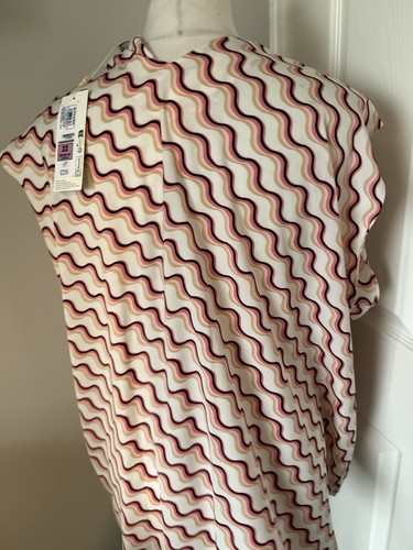 Ladies M&S Light Chiffon Knotch Neck Sleeveless V Neck Blouse Size22 BNWT - Picture 10 of 12