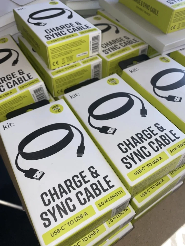Kit Charge & Sync cable USB-C to USB-A 3m Fast Charger,Black(new & sealed) - Image 3 of 4