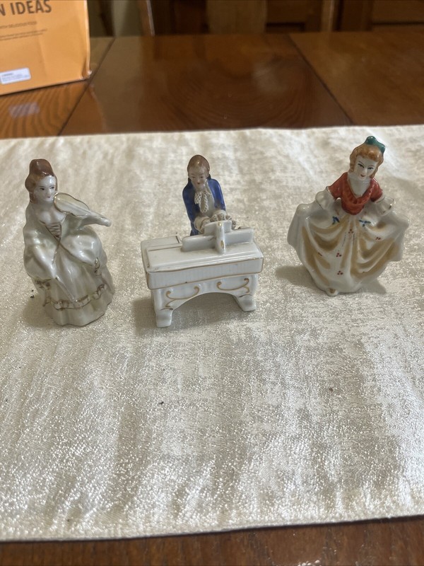 Vintage Occupied Japan Figurines Piano Recital, Victorian Pianist.