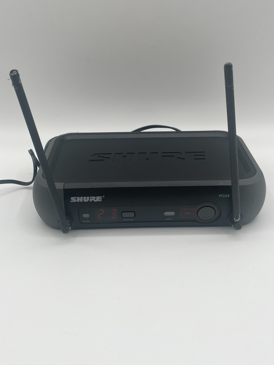 Shure PGX4 Wireless Receiver J6 572-590 MHz NO POWER ADAPTER