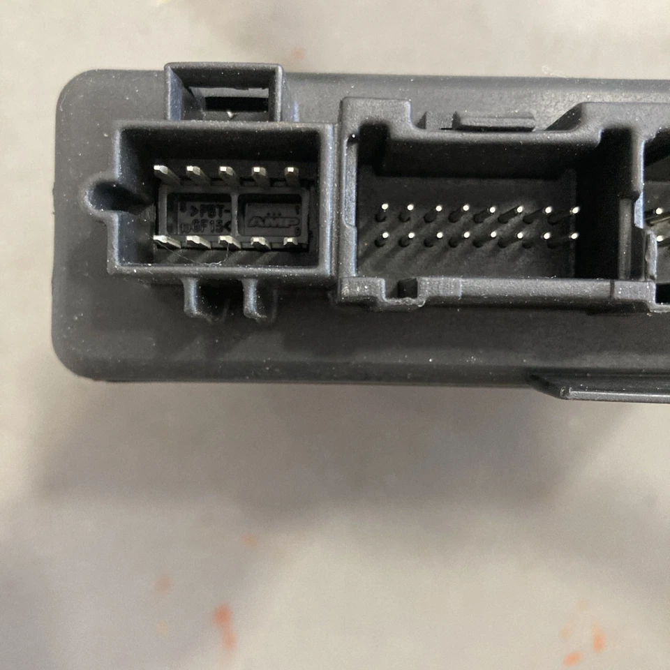 Módulo de control de carrocería Buick Century 2004 2005 10340939 Foto 4 de 4