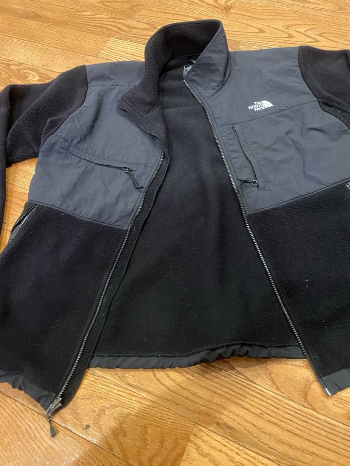 The North Face Denali Retro Jacket Black Men Size Large Great Condition - Image 3 of 4